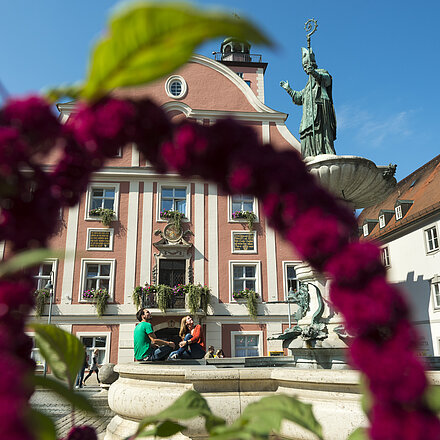 Willibaldsbrunnen Marktplatz Eichstätt _3