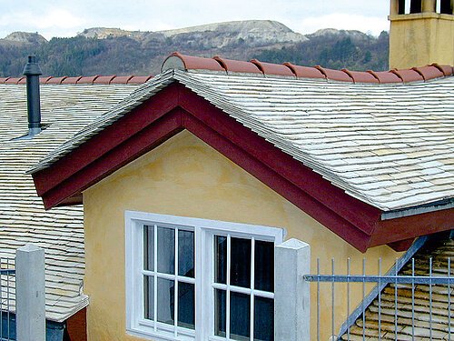 Jurahausdachgaube Legschiefer