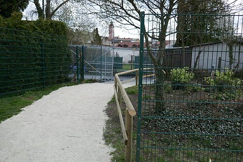 Der Edelbachweg während der Baustelle Hofmühlbrücke 2021.